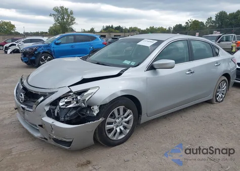2015 Nissan Altima 2.5 from USA, damaged, VIN 1N4AL3AP4FC160890